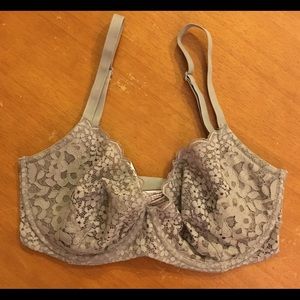 Lacy Gray VS bra, 32 DDD